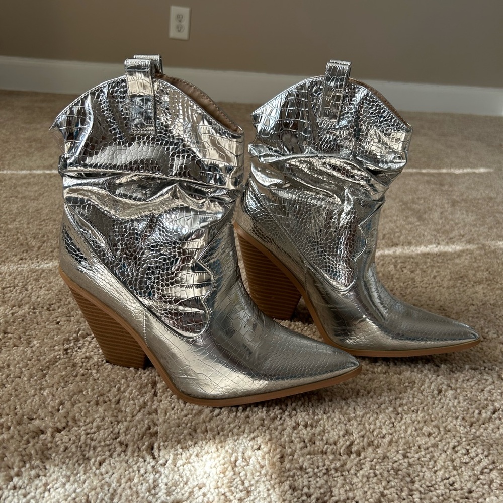 Cape Robbin Shimmering Silver Croc-Embossed Booties